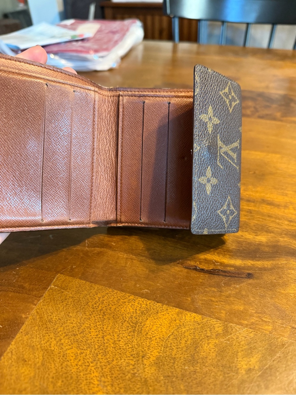 Louis Vuitton Monogram Compact Wallet in Brown & Gold - EUC - Picture 3 of 7